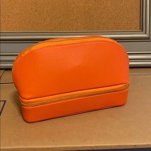 Brouk & Co brand new Abby duo travel organizer